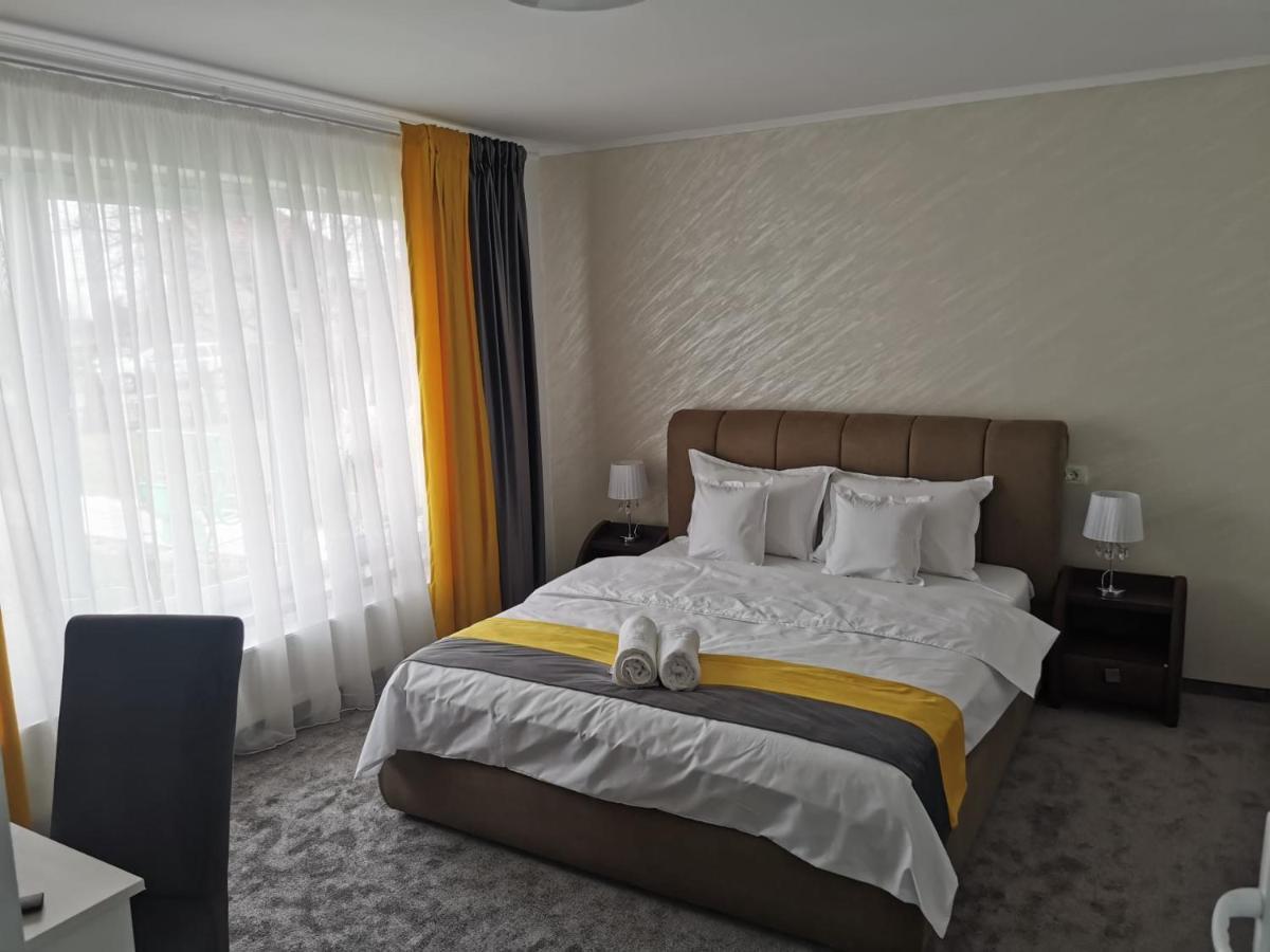 Casa Sonia Hotel Targu Jiu Ngoại thất bức ảnh