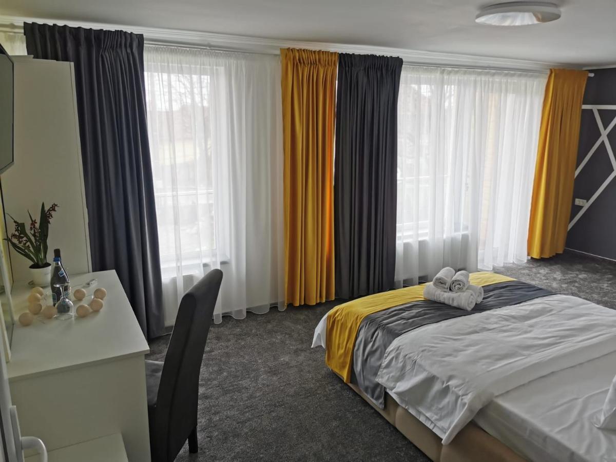 Casa Sonia Hotel Targu Jiu Ngoại thất bức ảnh