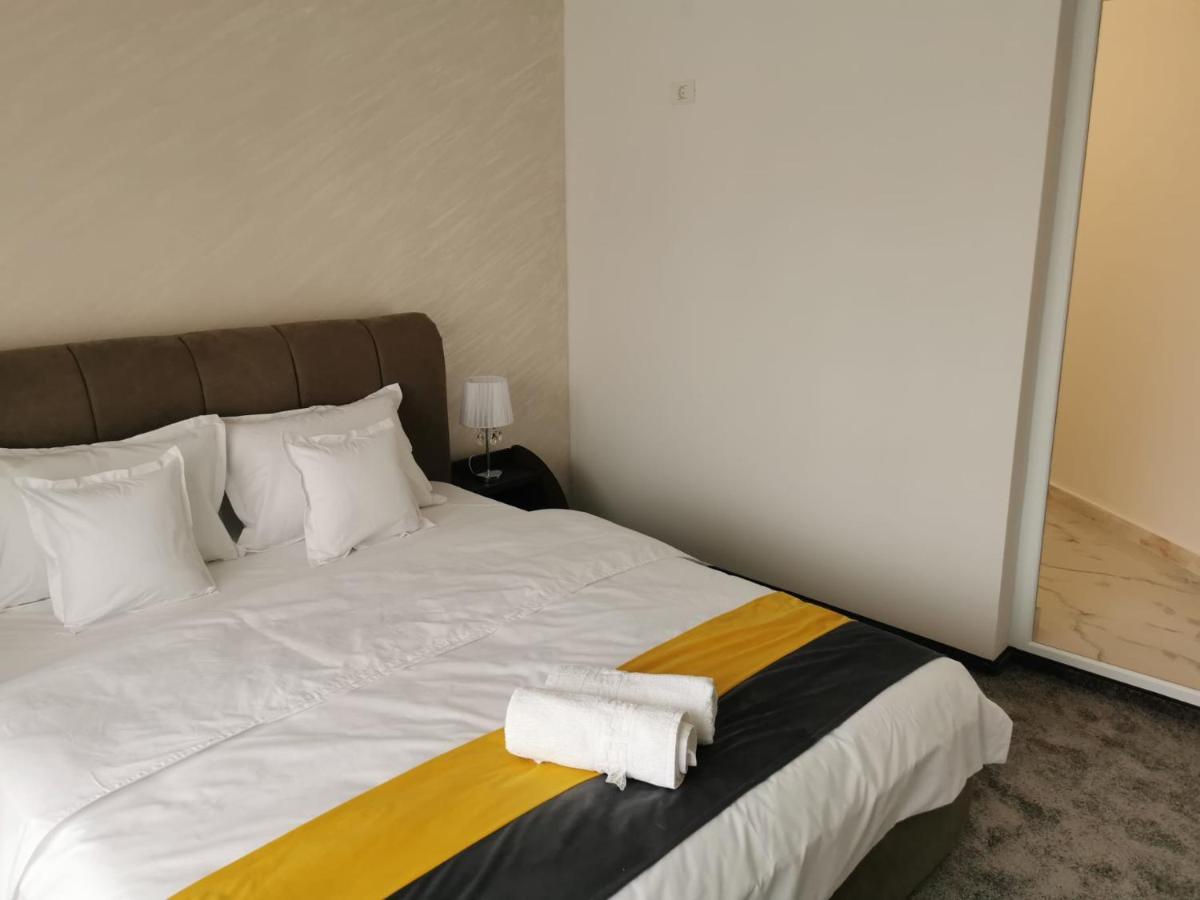 Casa Sonia Hotel Targu Jiu Ngoại thất bức ảnh