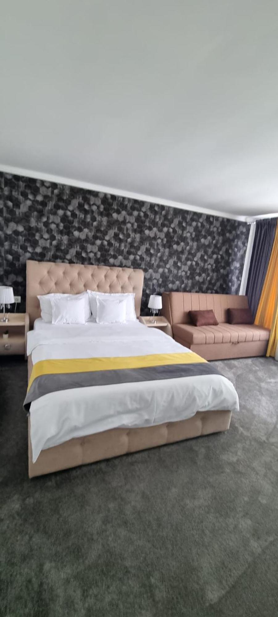 Casa Sonia Hotel Targu Jiu Ngoại thất bức ảnh