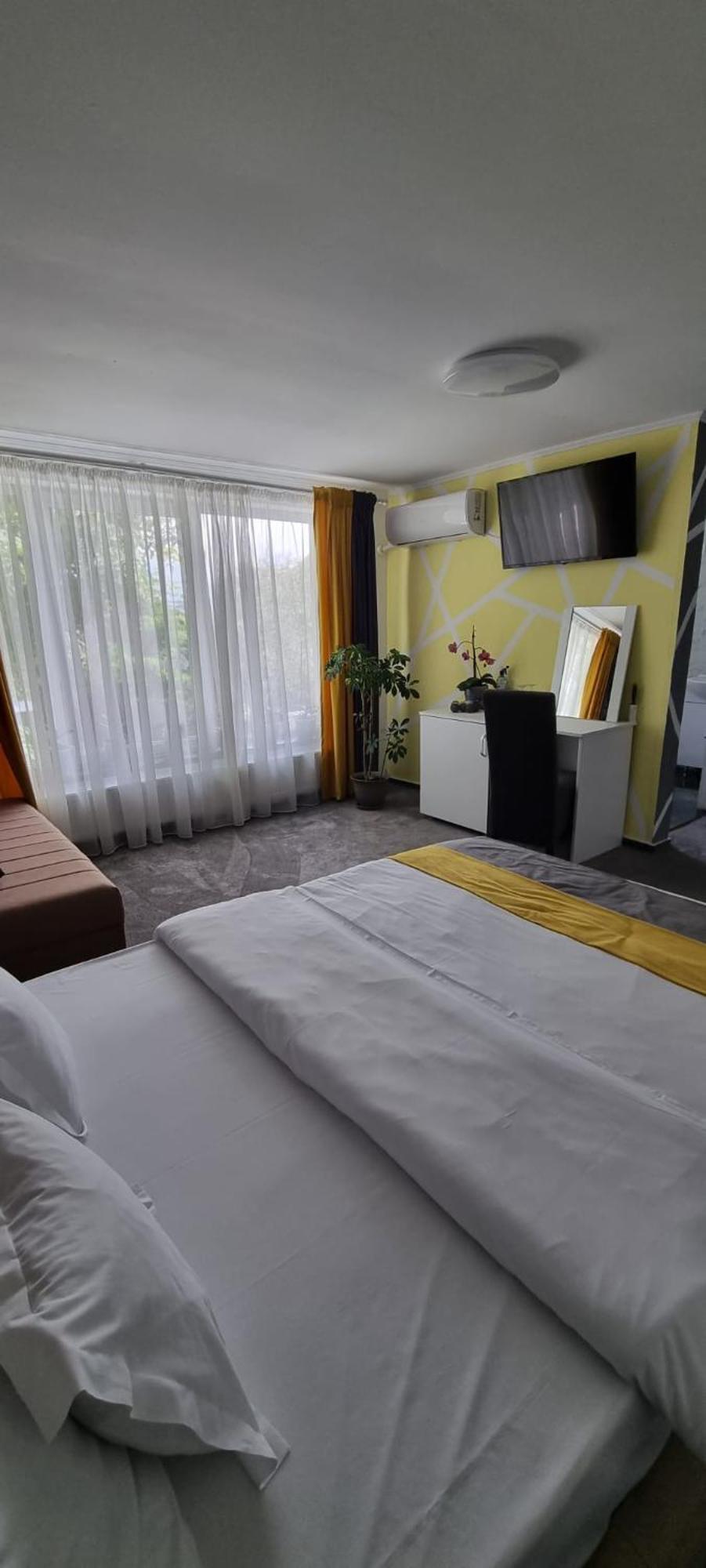 Casa Sonia Hotel Targu Jiu Ngoại thất bức ảnh