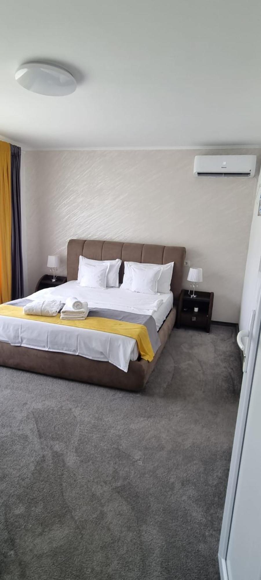 Casa Sonia Hotel Targu Jiu Ngoại thất bức ảnh